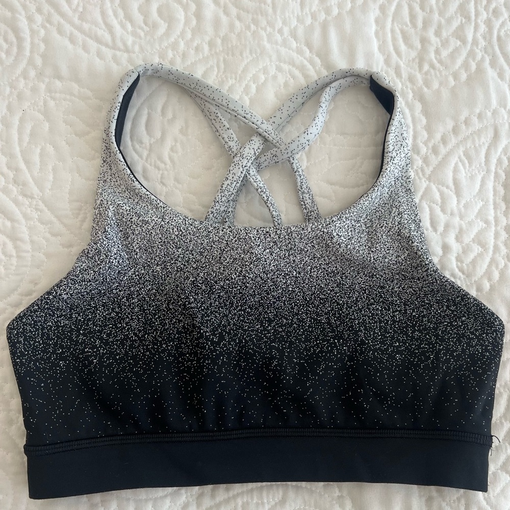 Lululemon energy bra 🐼